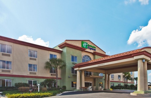Boys Ranch Hotel | Holiday Inn Express Hotel & Suites Live Oak, an Ihg Hotel