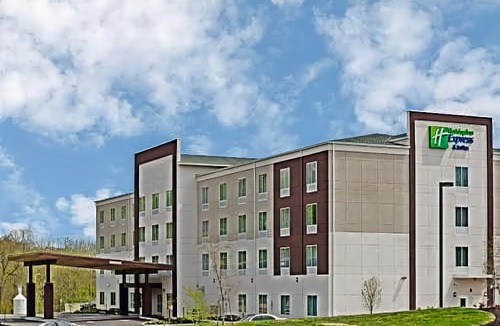 New Cumberland Hotel | Holiday Inn Express & Suites New Cumberland, an Ihg Hotel