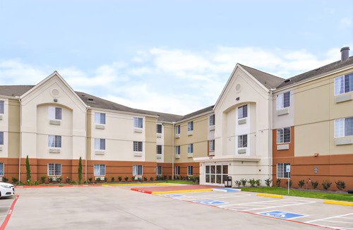 Beaumont Hotel | Candlewood Suites Beaumont, an Ihg Hotel