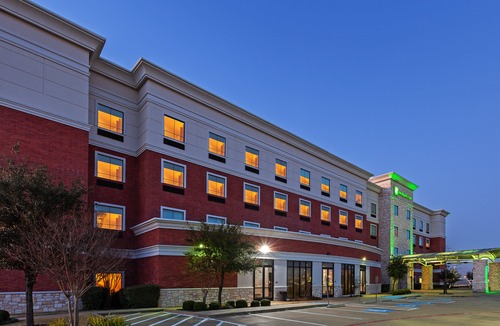 McKinney Hotel | Holiday Inn & Suites McKinney - N Allen, an Ihg Hotel