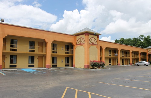 Vicksburg Hotel | Howard Johnson by Wyndham Vicksburg