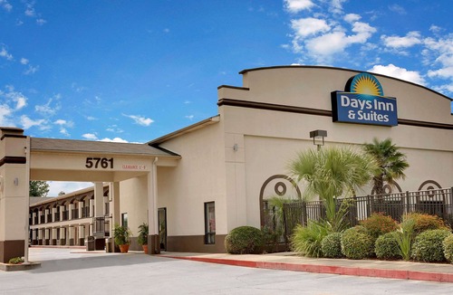Opelousas Hotel | Days Inn & Suites by Wyndham Opelousas