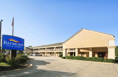 Mary Esther Hotel | Baymont by Wyndham Fort Walton Beach Mary Esther