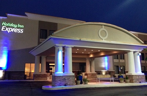 New Albany Hotel | Holiday Inn Express New Albany, an IHG Hotel