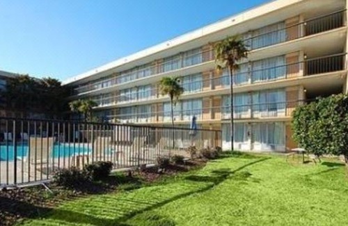 Port Allen Hotel | Quality Inn & Suites Baton Rouge West – Port Allen