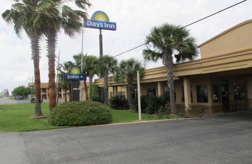 Lake Charles Hotel | Days Inn by Wyndham Lake Charles
