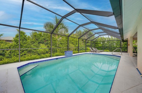 Marco Island Cottage | 0.2 Mi to Beach: Marco Island Home w/Heated Pool
