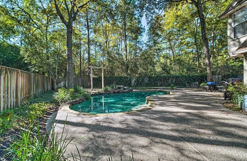 Alden Bridge Cottage | Spacious Woodlands Home: Pool & Outdoor Oasis