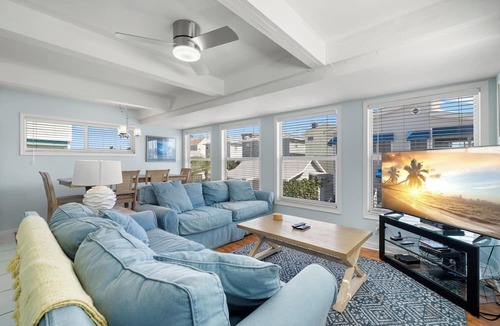 Sunset Beach Cottage | Sunset Beach House by Distinctive Beach Rentals