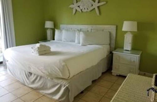 Treasure Beach Village House | Private Pool, 3 bed/2.5 bath, SGI Plantation, Pet Friendly