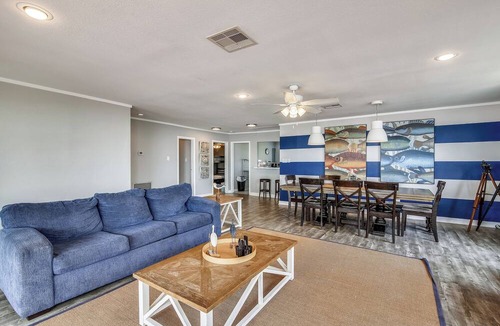 Bermuda Beach Cottage | Bermuda Beachfront by Ryson Vacation Rentals