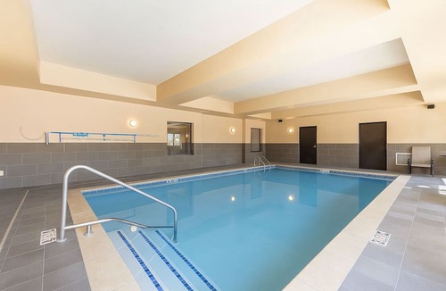 Fulton Hotel | Holiday Inn Express Hotel & Suites Fulton by IHG