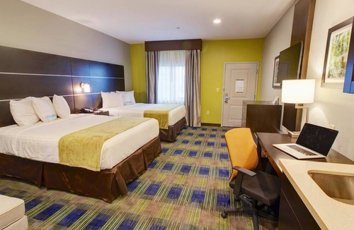 Port Arthur Hotel | Days Inn & Suites by Wyndham Port Arthur