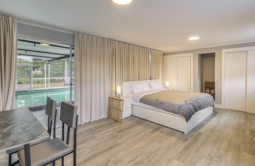Winter Haven Cottage | Legoland & Lakes Pool Home Pet Friendly