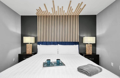 Friendswood House | Empress Solace Villa