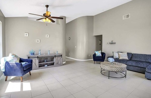 Windward Cay Cottage | 4716-4-ww-blend of Relaxation and Convenience