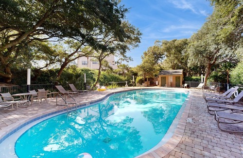 Amelia City Condo | Beachfront Condo With Outdoor Pool, Patio & Washer/dryer - Dog-friendly