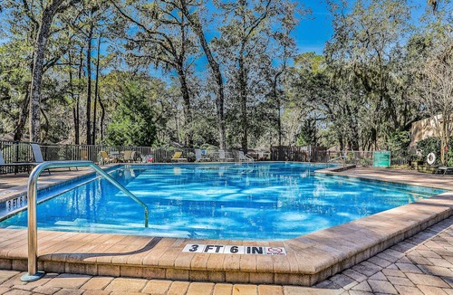 American Beach Condo | Amelia Island Plantation Condo With Side Ocean View, Balcony, Wifi & Shared Pool