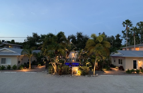 Siesta Key Hotel | Twin Palms at Siesta