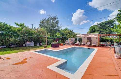 Pompano Beach Cottage | Pompano Beach Bungalow w/Private Pool!