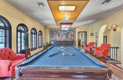 Hollywood Lakes Cottage | Huge Pool 6 Bedrooms 20 People Beach