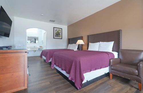 San Augustine Hotel | Budget Inn By OYO San Augustine