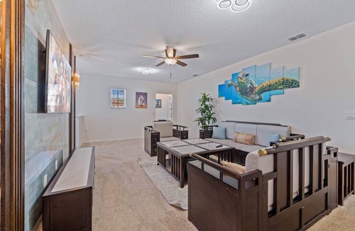 Loughman Cottage | 7659 Oakmoss Loop