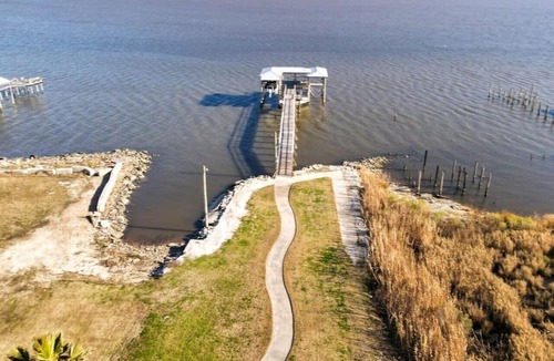Lake Catherine House | Lake Catherine Family Ready Home | Private Pier