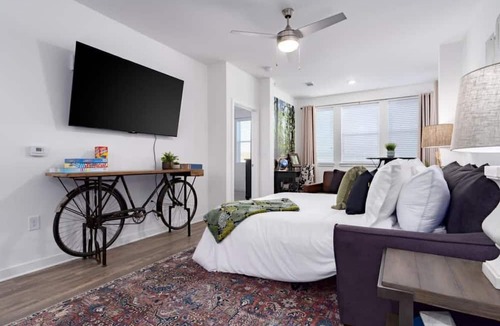 Pelham Apartment | Close to Oak Mt St Park Lots of Amenities