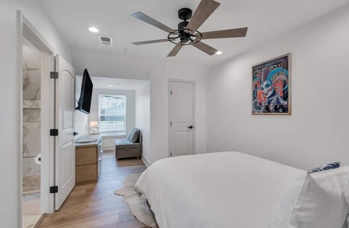 Tulane - Gravier House | Mid-City Sanctuary in NOLA: 3BR, 2BA NOLA Haven - Experience Jazz Culture