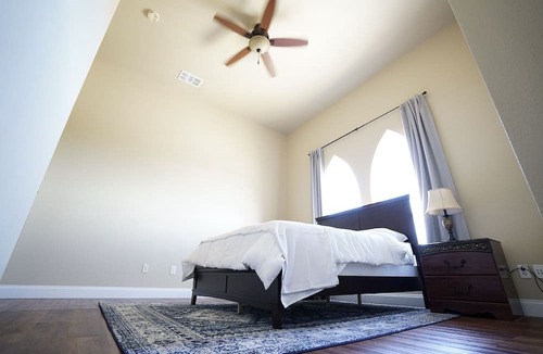 Rockwall Bed & Breakfast | The Castle at Rockwall