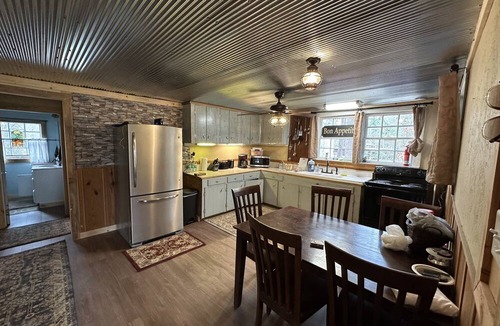 Poplarville Cabin | Cozy 2-bedroom cabin with WiFi, AC on the Pearl River in Angie, LA.
