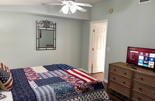 East End Condo | The 💵💰saver! Book Now!Downtown Condo! New to rental market! Deck View!