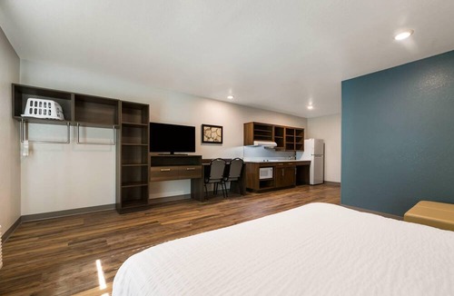 Rockledge Hotel | WoodSpring Suites Cocoa Beach - Rockledge