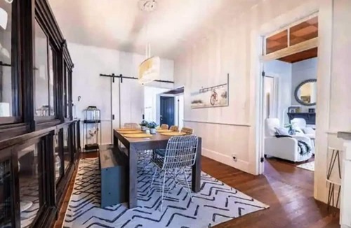 De Funiak Springs House | Minutes from historic downtown and Lake Defuniak! Pet friendly 🐶