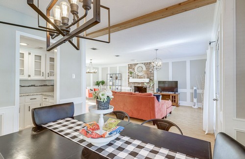 Klein Cottage | Spacious Spring Retreat w/ Heated Pool & Spa!