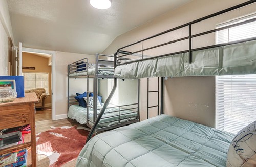 Kingston Cottage | ~ 3 Mi to Lake Texoma: Kingston Family Retreat