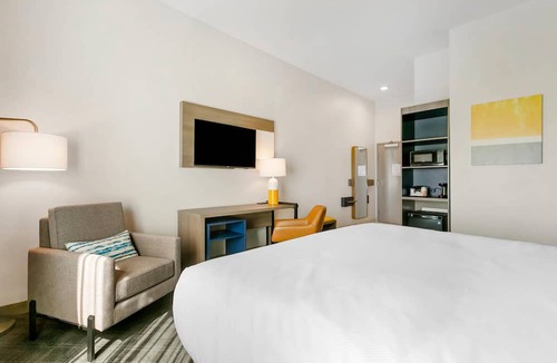Bayou Cane Hotel | Comfort Inn & Suites Houma