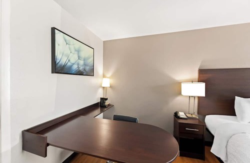 Muscle Shoals Hotel | Red Roof Inn Muscle Shoals