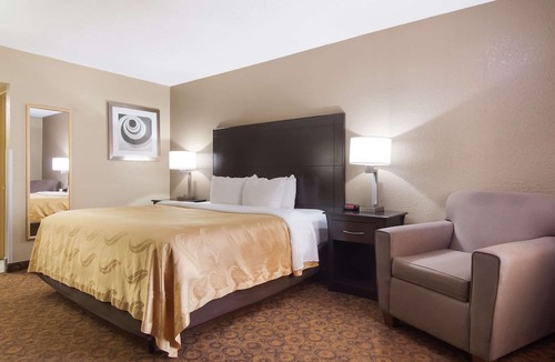 Magnolia Hotel | Quality Inn Magnolia
