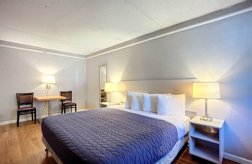 Highlands Hotel | Stayable Jacksonville North