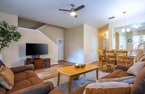 Regal Palms Villa | Spacious Townhome Near Disney, Free Parking