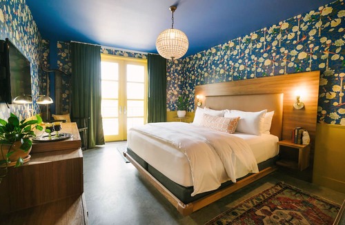 Central East Austin Hotel | The Frances Modern Inn