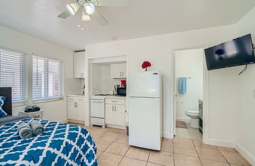 Palm Beach Shores Apartment | Singer Island Inn