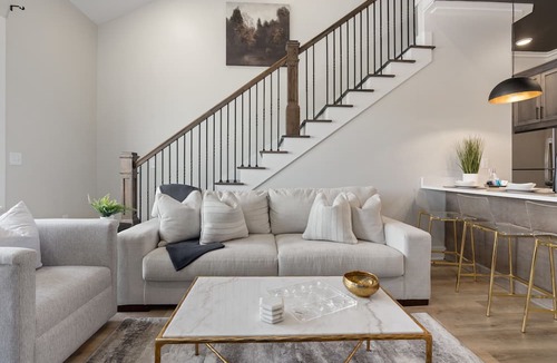 Helena Condo | 3 Bedroom Suite + Loft, Second Floor