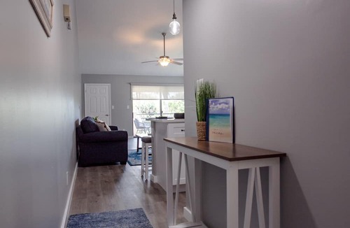 Sawgrass Condo | Newly remodeled Studio Condo across parking lot to Ocean