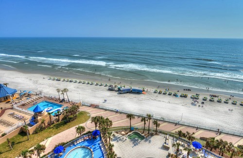 Brush - Stewarts Condo | Ocean Walk Resort 2 Bedroom Deluxe - Walk to Main Street & Bandshell