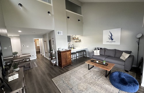 Montgomery Condo | Newly remodeled 2 bedroom condo with beautiful lake view.
