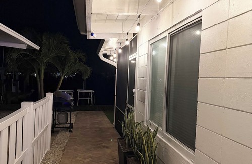 Key Colony Beach House | OPEN WATER PARADISE 2/2 HALF DUPLEX IN KEY COLONY BEACH MARATHON, FL 34