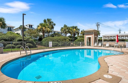 Frangista Beach Condo | Modern 2br/2ba, Pet friendly, steps to private beach access and restaurants!